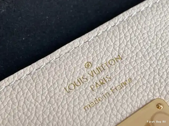 Firstbag Louis Lockme pouch Vuitton 0605